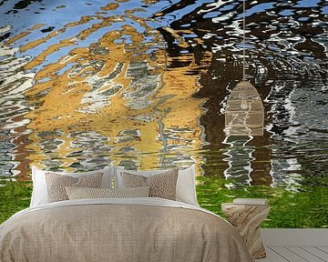 Urban Reflections 125-B