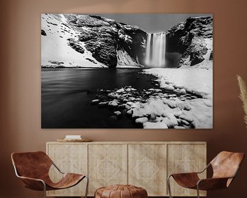 Skogafoss waterval, Ijsland in zwart-wit van Sander Meertins