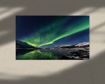 Nordlichter über Senja-Insel in Nord-Norwegen von Sjoerd van der Wal