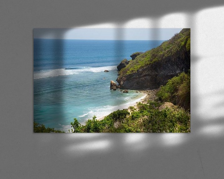 Sfeerimpressie: De kustlijn van het Indonesische eiland Bali. van Martijn Bravenboer