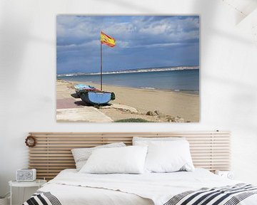 Spanish Flag on beach van Elly Meijer - Willemsen