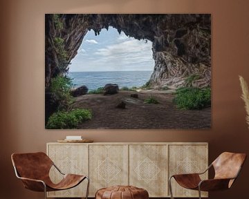 Grotte avec vue sur la mer sur Marcel van Balken