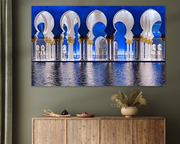 Blue and white arches in Abu Dhabi Sheikh Zayed Mosque by Rene Siebring