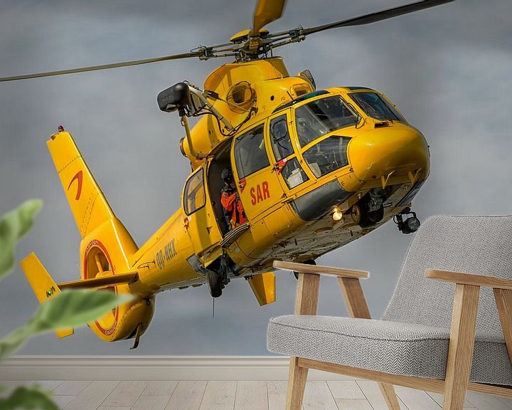 Sfeerimpressie behang: SAR Helikopter van Roel Ovinge