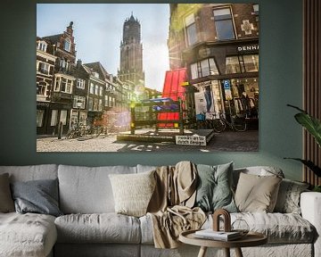 Soleil levant derrière la tour Dom d'Utrecht