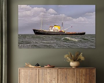 Historic tugboat m.s. Holland by Roel Ovinge