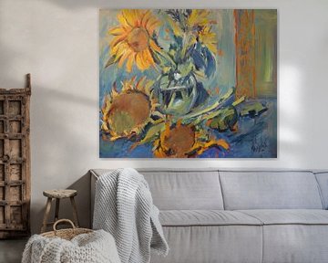 Sunflowers fresh and ripened with vase by Nop Briex