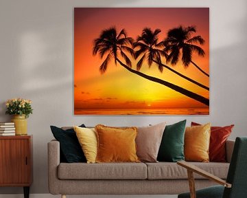 Sonnenuntergang am Palmenstrand van Hans-Peter Merten