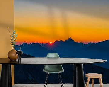 Sonnenaufgang, Allgäuer Alpen von Walter G. Allgöwer