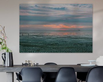 Zonsondergang aan Waddenzee van Gerrit Kuyvenhoven