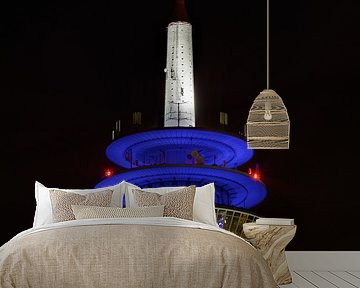 Rheinturm Düsseldorf von Michael Valjak