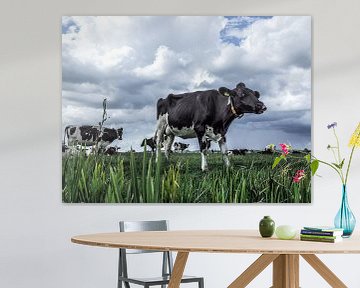 De tong van een koe by Michiel Leegerstee