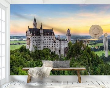 Schloss Neuschwanstein bei Sonnenaufgang von Michael Valjak