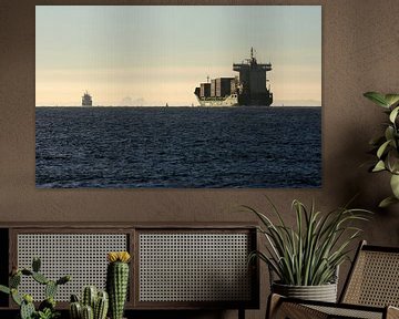 Containerschiff auf Oosterschelde von MSP Canvas