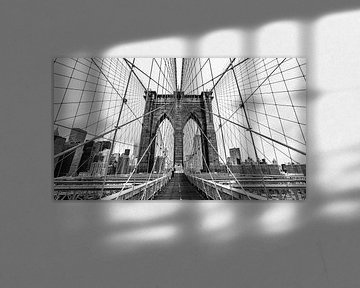 Brooklyn Bridge - New York (schwarz weiß) von Sascha Kilmer
