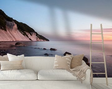 Ochtendlicht op de krijtrotsen van Møn, wanneer de witte rotsen rood opgloeien