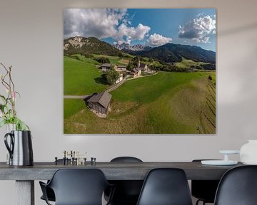 Kirche Heilige Magdalena, Villnoss Tal, Sankt Magdalena, Südtirol - Alto Adige, Italië van Rene van der Meer