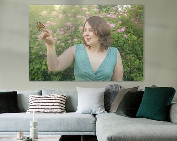 Woman and butterfly von Ivana Luijten