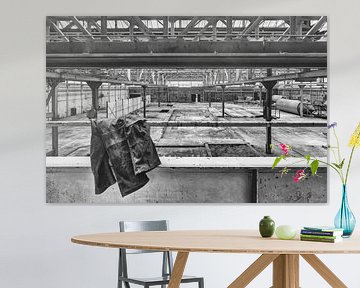 Urbex verlaten hal betonfabriek Betonson van Silvia Thiel
