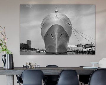 SS Rotterdam schip - Zwartwit Fotografie van Marja Suur