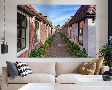 In Garnwerd, de smalste dorpstraat van Nederland