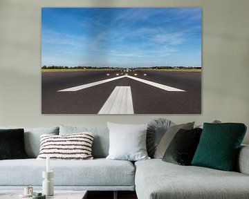 The runway of Rotterdam The Hague Airport in Rotterdam by MS Fotografie | Marc van der Stelt