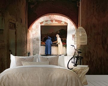 Marrakech: life on the street in the medina | Travel photography print by Raisa Zwart Travel Photography Prints
