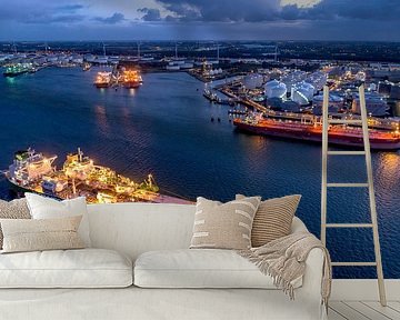 Rotterdam Port by Maarten van der Voorde