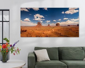 Monument Valley Panorama #2 von Edwin Mooijaart