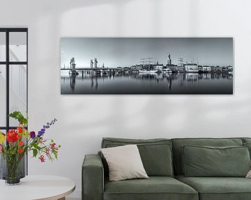 Kampen skyline panorama Zwart-wit #3 van Edwin Mooijaart