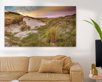 lever du soleil dans le paysage de dunes sur eric van der eijk