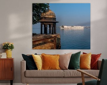 Udaipur: Taj Lake Palace by Maarten Verhees