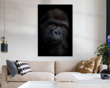 Gorilla puber/ Dark Animal Portrait van Ron Meijer Photo-Art