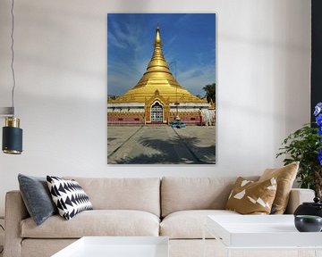 Tempel in Lumbini, Nepal sur Xandra Ribbers