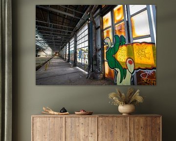 Verlaten urbex fabriek, urban exploring met graffiti van Ger Beekes