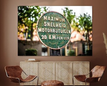 Conception atmosphérique du panneau de signalisation dans un village néerlandais sur Fotografiecor .nl