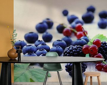 Fresh berries  by Tanja Riedel