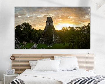 Sunrise over Maya temple by Jeroen Kleiberg