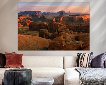 Sonnenaufgang von Hunts Mesa im Monument Valley von Henk Meijer Photography