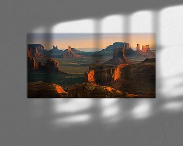 Sonnenaufgang von Hunts Mesa im Monument Valley