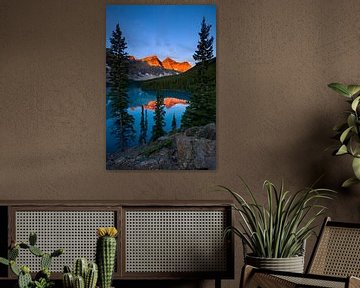 Zonsopkomst Moraine Lake, Canada van Henk Meijer Photography