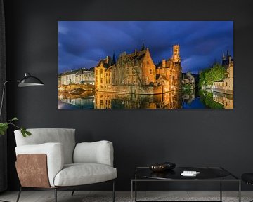 De Historische stad Brugge na zonsondergang van Henk Meijer Photography