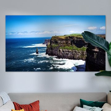 The Majestic Wild Atlantic of Ireland ........