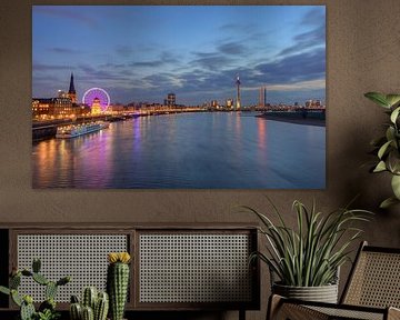 De skyline van Düsseldorf van Michael Valjak