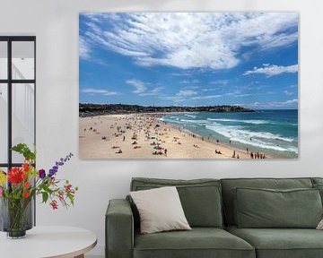 La plage de Bondi. Marquage sur le sable jaune de la célèbre plage australienne de Sydney Bondi