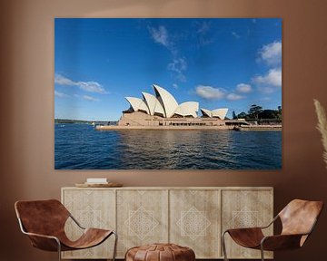 Sydney, Australien. Blick auf Sydneys Opernhaus an einem sonnigen Tag von Tjeerd Kruse