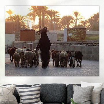 Schaapherder Egypte met takken op het hoofd