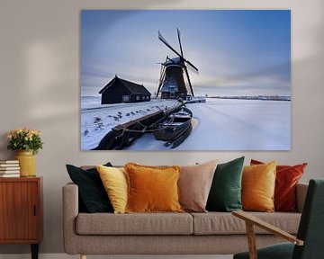 Niederländische Landschaft mit Windmühle im Winter von Frank Peters