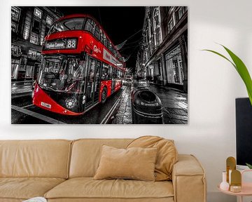 London Bus sur Rene Ladenius Digital Art