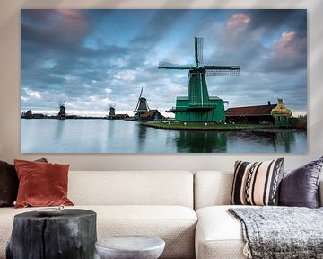 Windmolens op de Zaanse Schans bij zonsopkomst van Marcel Blijleven